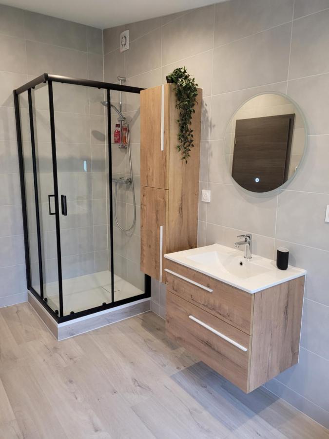 Il Vialetto , Appartement Milano , Spacieux, Tout Confort, Au Calme Jeumont ภายนอก รูปภาพ